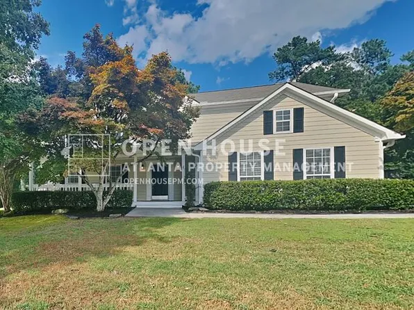 3282 Summit Glen Dr, Loganville, GA 30052