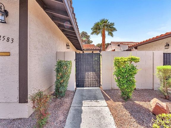 3rd image of 2583 Egret Cir
