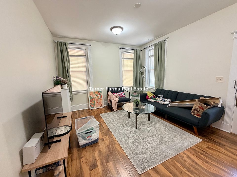 1st image of 111 Saint Paul St Ste 1