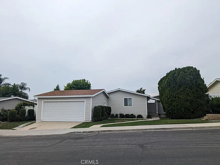 5725 Clearwater Dr — Photo 9