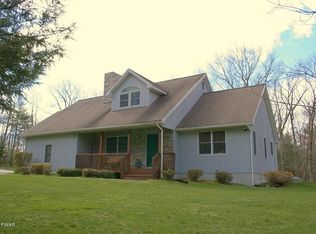 Evergreen Dr, Lakeville, PA 18438