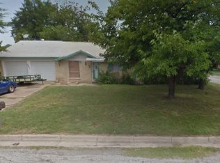 2611 Plaza St, Arlington, TX 76010