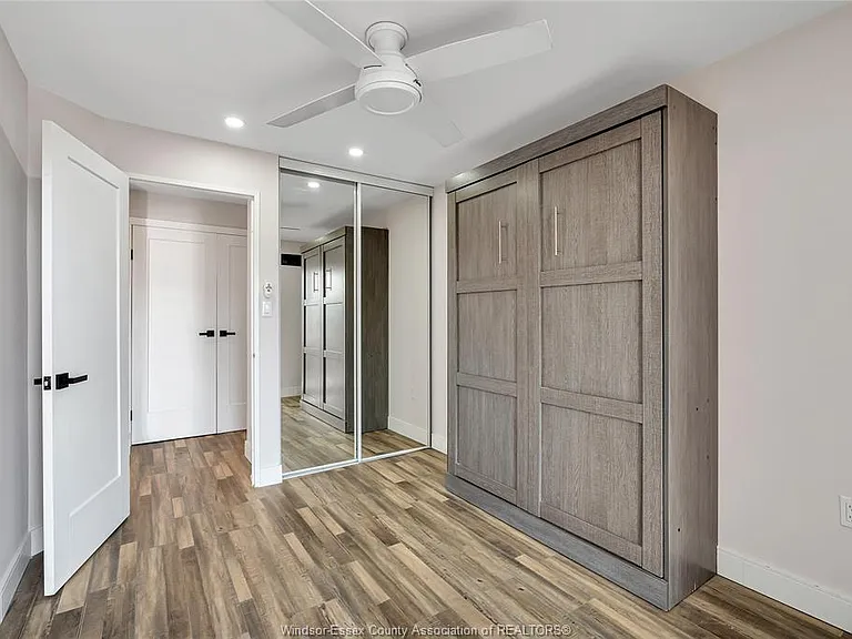 75 Riverside Dr E #1902 — Photo 18