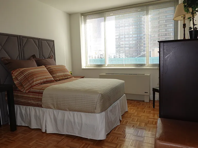 1500 Lexington Ave #8B — Photo 14
