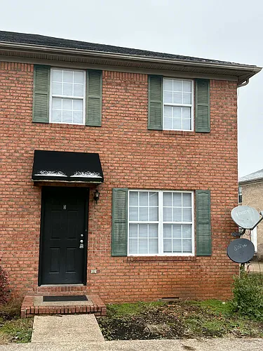 531 Lost Cir #D Photo 1