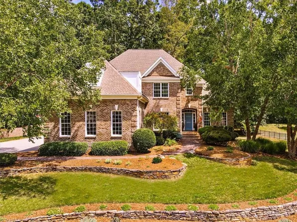 8238 Ipswich Ct, Summerfield, NC 27358