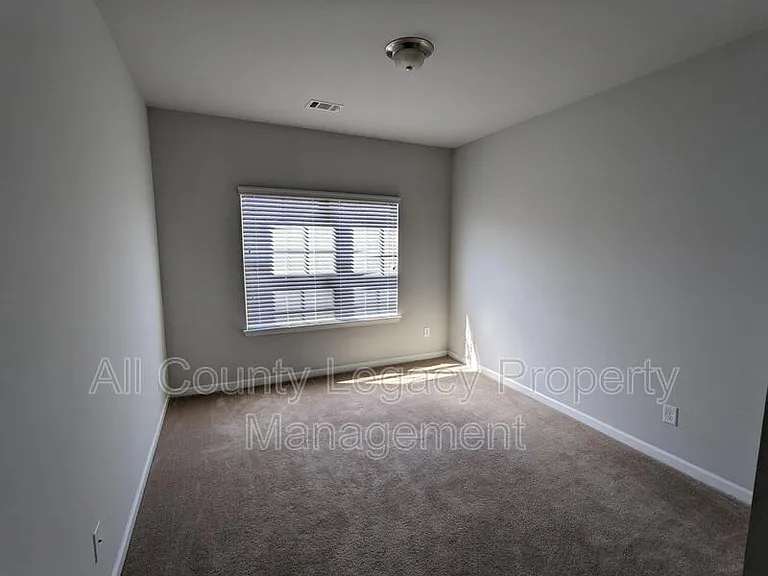 7890 Nolan Trl — Photo 11