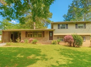 2203 Stonebridge Rd, Dothan, AL 36301
