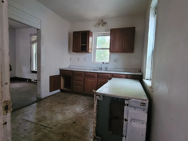 1908 N Union St — Photo 14