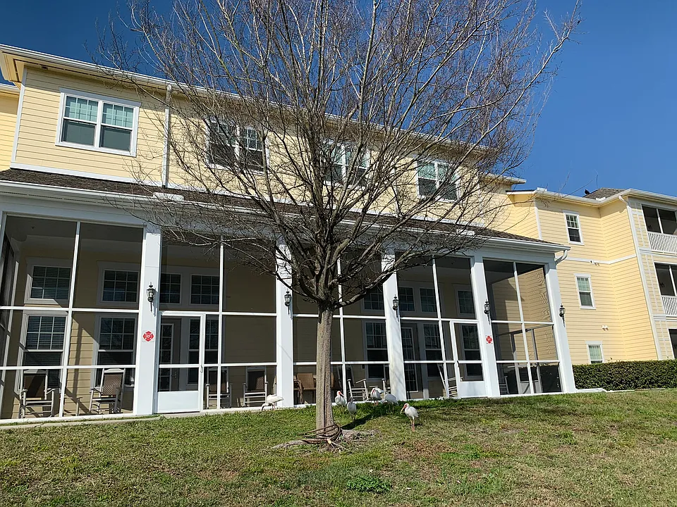 Building Photo 5