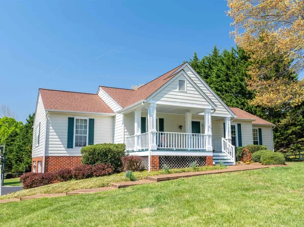 3340 Meadowfield Ln, Charlottesville, VA 22911