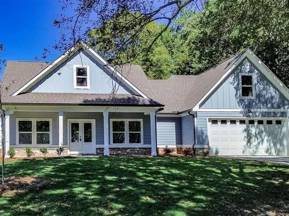 6169 Pinewood Dr, Covington, GA 30014