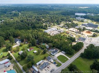 7604 Raeford Rd, Fayetteville, NC 28304
