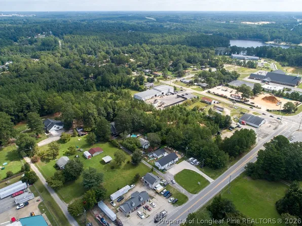 7604 Raeford Rd, Fayetteville, NC 28304