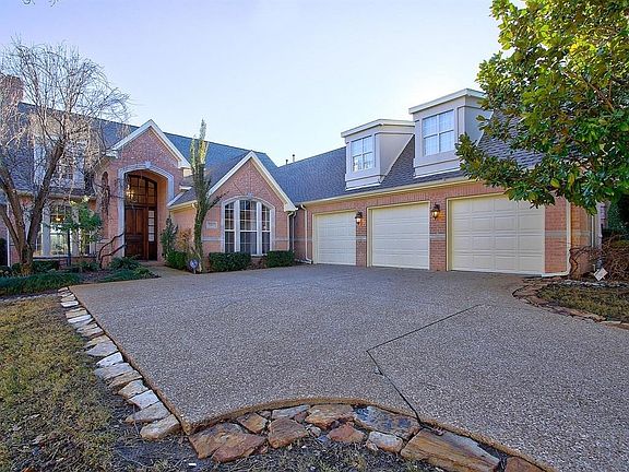 3rd image of 7507 S Ballantrae Dr