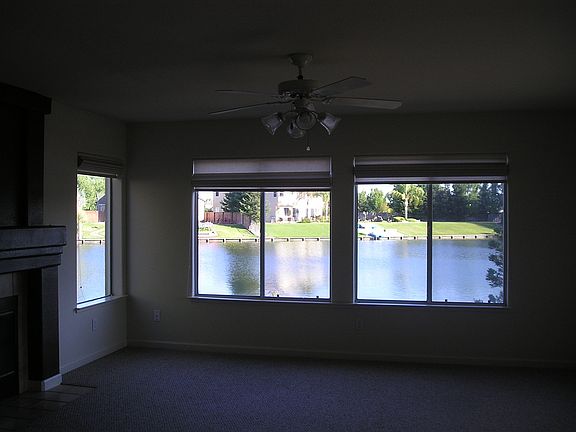 3rd image of 4066 Oak Shores Dr
