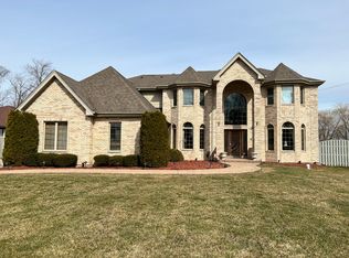 9640 W 56th St, Countryside, IL 60525