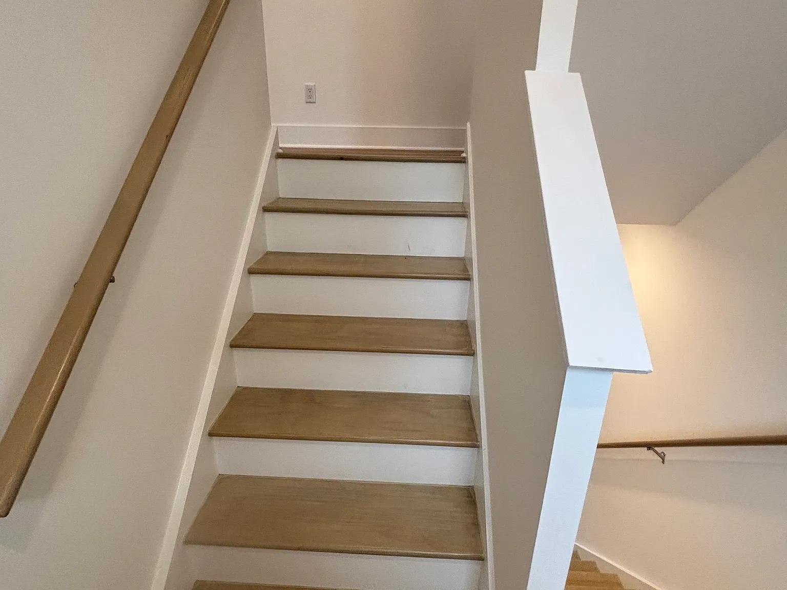 3 bed, 2.5 bath, 2100 sqft, $4,350 — Photo 4