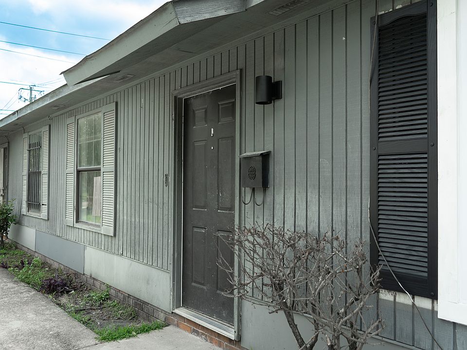 1st image of 2009B Broad St