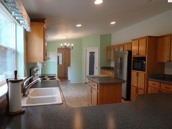 5th image of 44 Rue D Annie St