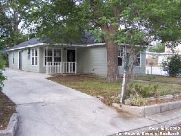 1st image of 542 Elks Dr
