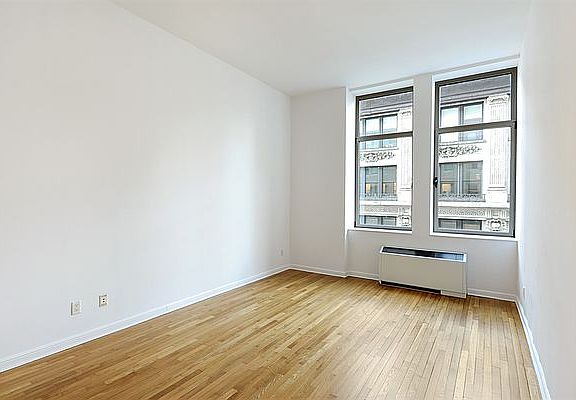 5th image of 252 7th Ave APT 12G