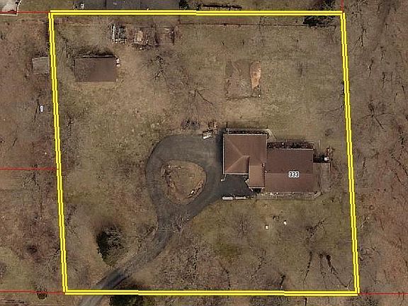 2nd image of 333 NW 72nd Pl