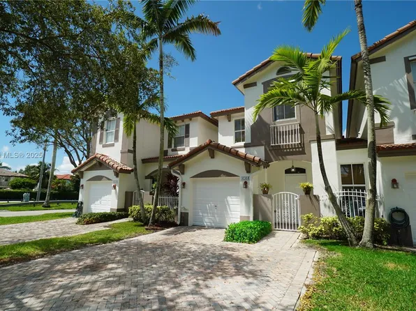 6364 SW 165th Ave, Miami, FL 33193