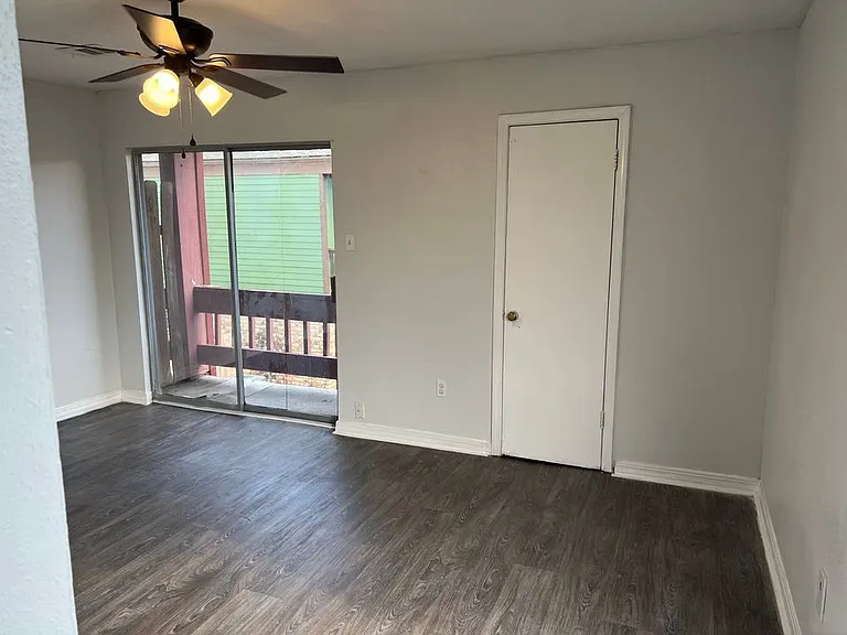 6001 Tullis Dr #6003 — Photo 5
