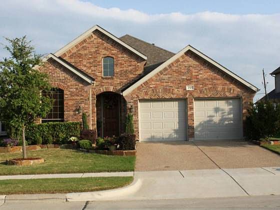 1st image of 2747 Waterway Dr