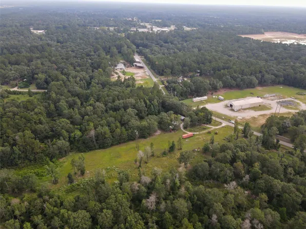 18336 Old Highway 105 E, Cleveland, TX 77328