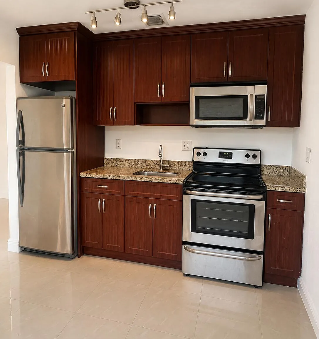 1 bed, 1.0 bath, 625 sqft, $2,100 — Photo 4