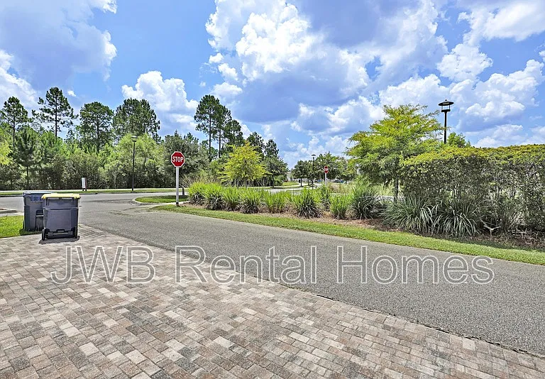 274 Daydream Ave — Photo 21