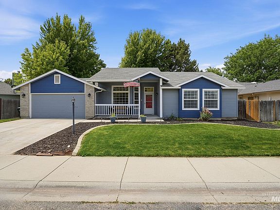 4th image of 705 N Abernathy Way