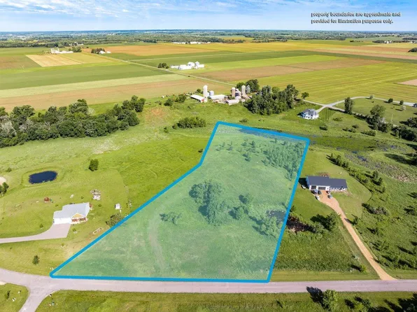 2382 108th St, New Richmond, WI 54017