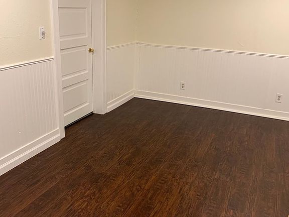 5th image of 1145 Grandview Ave