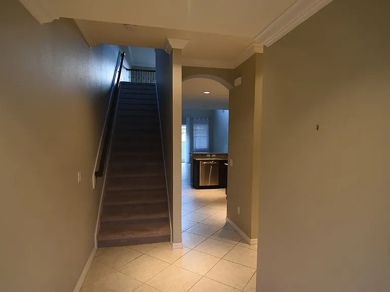 433 Livorno Way — Photo 16