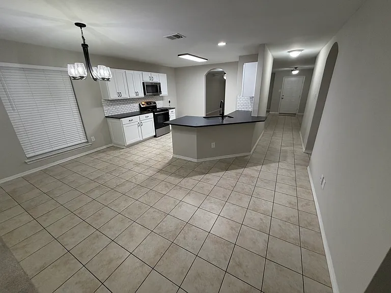 352 Murphy Rd — Photo 6