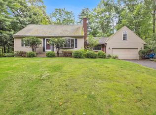 20 Hilltop Dr, Monson, MA 01057
