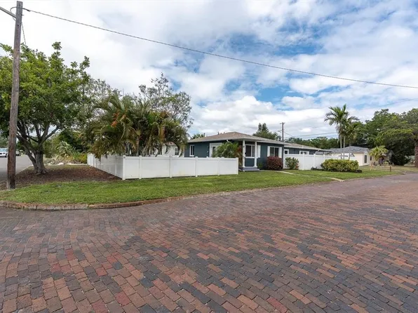 200 62nd St N, Saint Petersburg, FL 33710