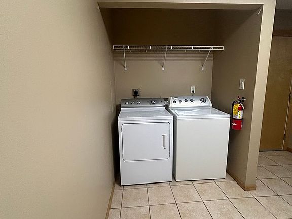 4th image of 730 Michael St APT 2