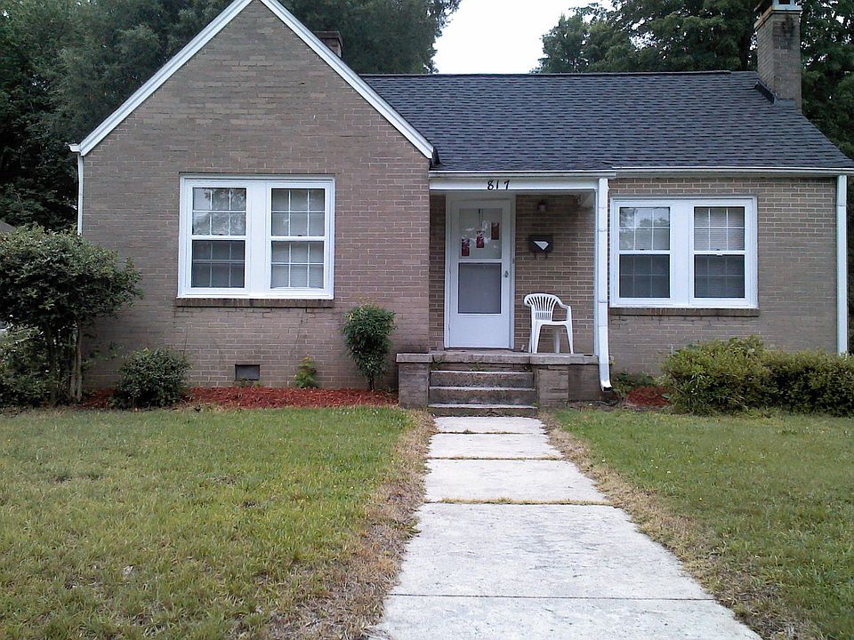 1st image of 817 Rainey St
