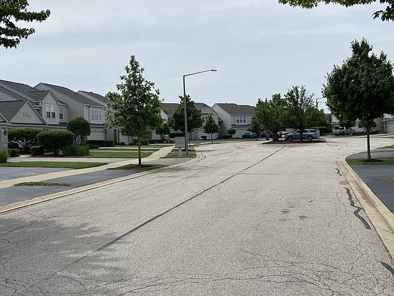 2nd image of 24822 Gates Ct