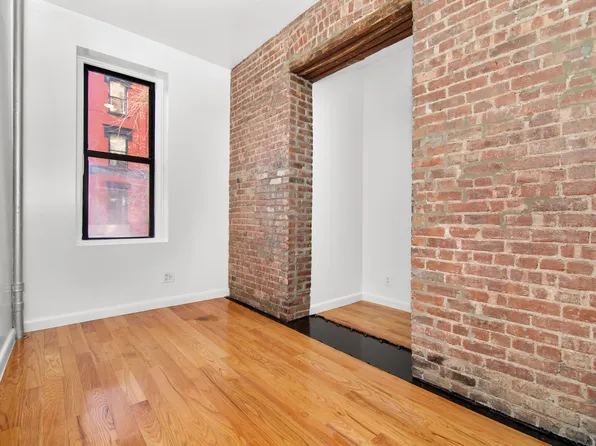 551 Hudson Street image 1 of 6