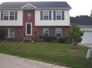 516 Rosewood Pl, Hurricane, WV 25526