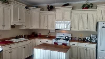 2nd image of 7455 Hilltop Dr