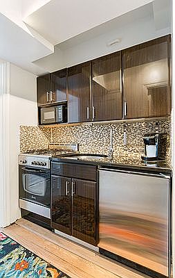 3rd image of 433 W 34th St APT 11C