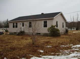 261 River Rd, Bucksport, ME 04416