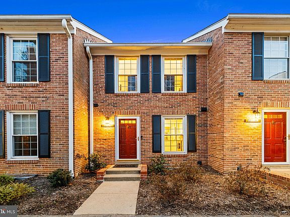 2nd image of 2512 S Arlington Mill Dr E #5