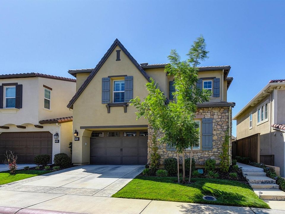1st image of 2984 Beatty Dr